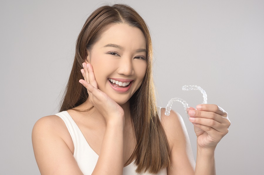 What Makes the SureSmile Clear Aligner System So Different?